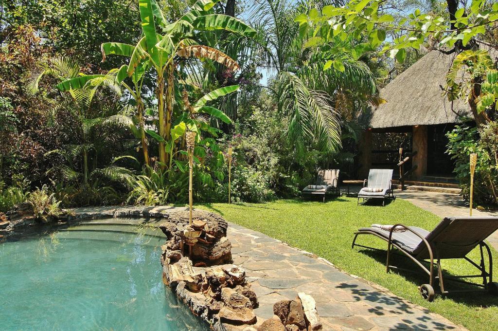 Kaia Tani Exclusive Guesthouse พาลาบอร์วา ภายนอก รูปภาพ